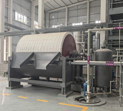 Discussió sobre l'aplicació dels filtres de tambor de buit en la producció de fluorur de sodi.