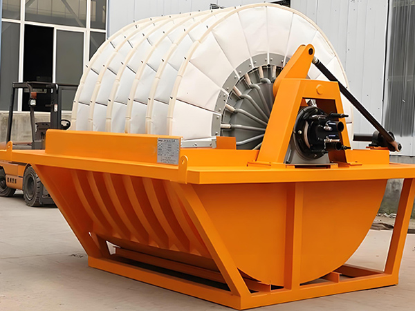 Filtre de disc de buit rotatiu