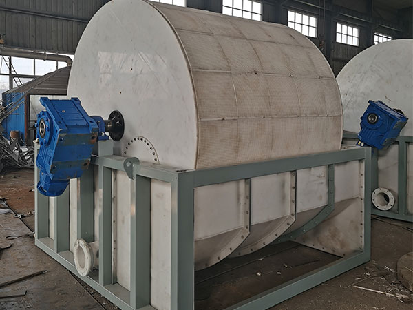 Filtre de buit rotatiu continu