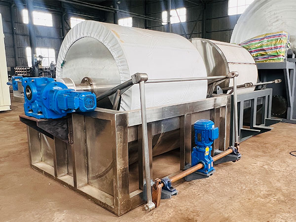 Filtre de buit rotatiu continu